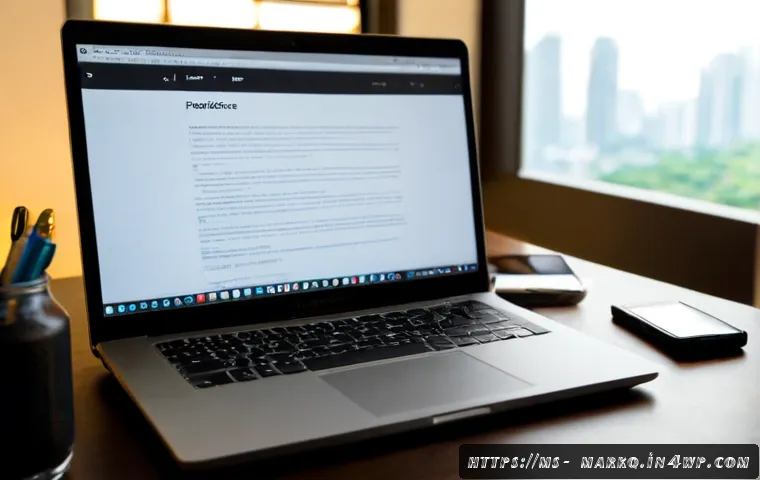 Home 17 SEO 콘텐츠 작성법의 기초 - Photorealistic Malaysian content creator at a clean home office desk in Kuala Lumpur, carefully outl...